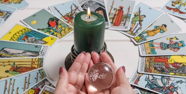 Contacta con la vidente Marian Góngora